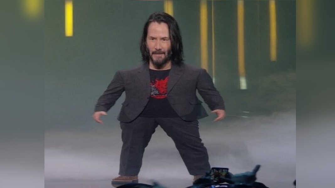 Mini Keanu Reeves meme template